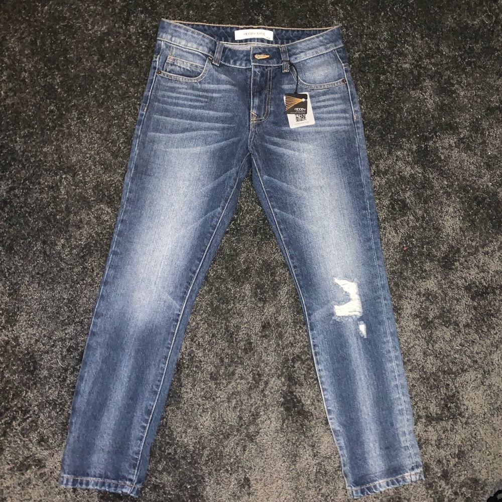 Hidden Jean Distressed Boyfriend Jeans